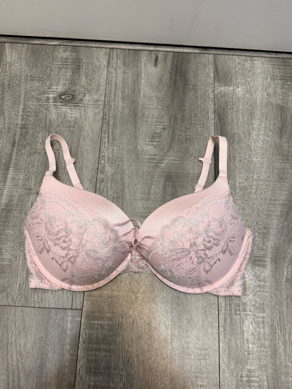 La Senza  Light Pink Lace Underwire Push-Up Bra - 36C